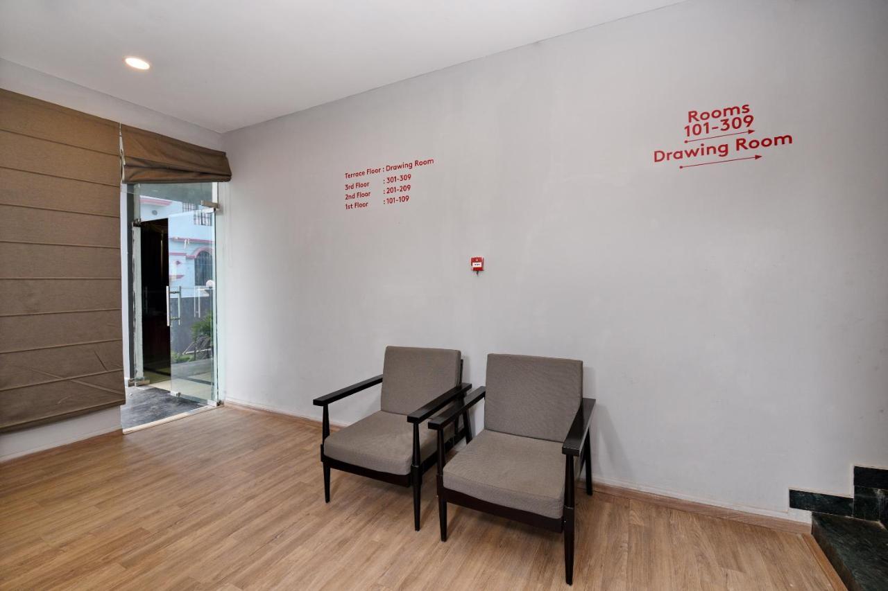 Townhouse Function Inn Near Chaudhary Charan Singh International Airport 勒克瑙 外观 照片