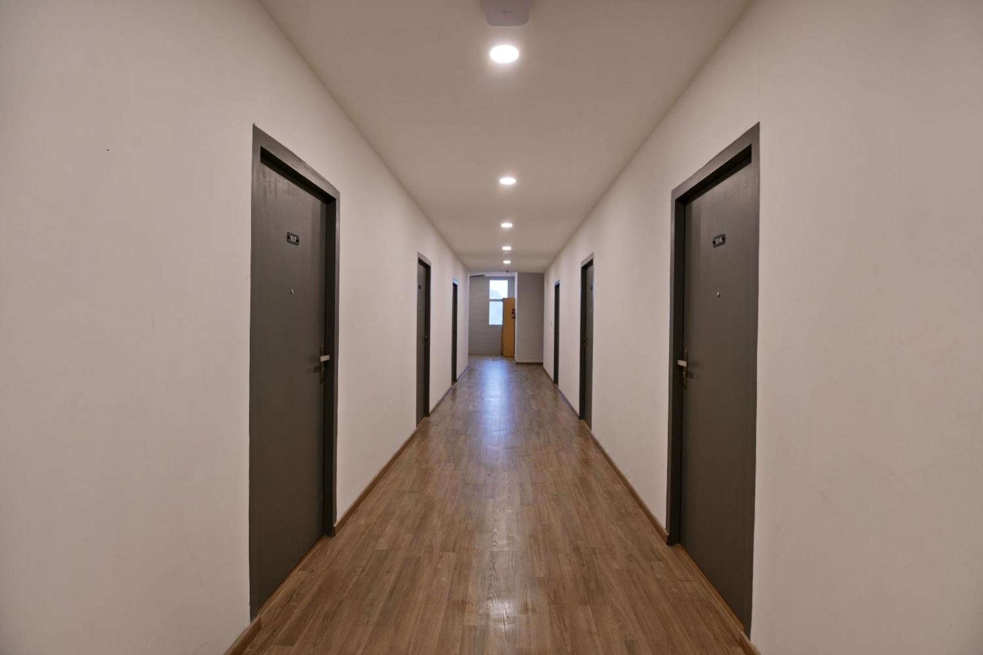 Townhouse Function Inn Near Chaudhary Charan Singh International Airport 勒克瑙 外观 照片